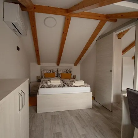 Guest house Kuca Sladoleda