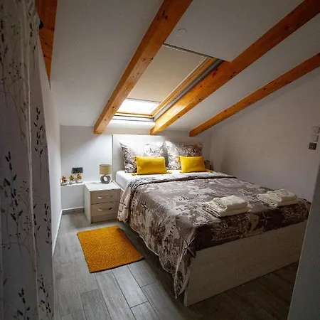 Guest house Kuca Sladoleda *