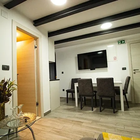 Kuca Sladoleda Guest house